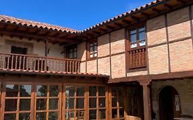 Posada La Casona De Los Gueelitos